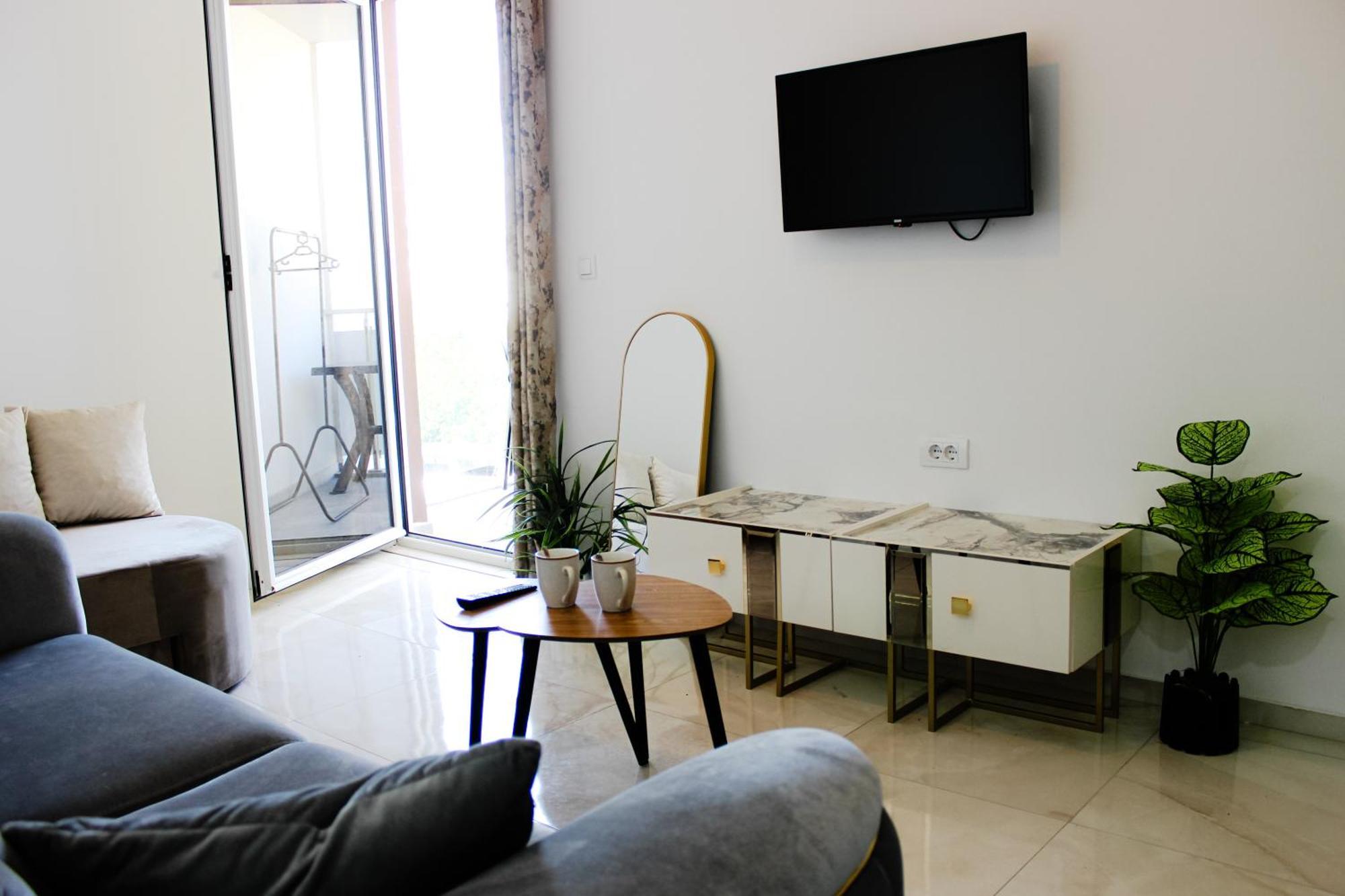 M&H Apartments Улцинь Экстерьер фото