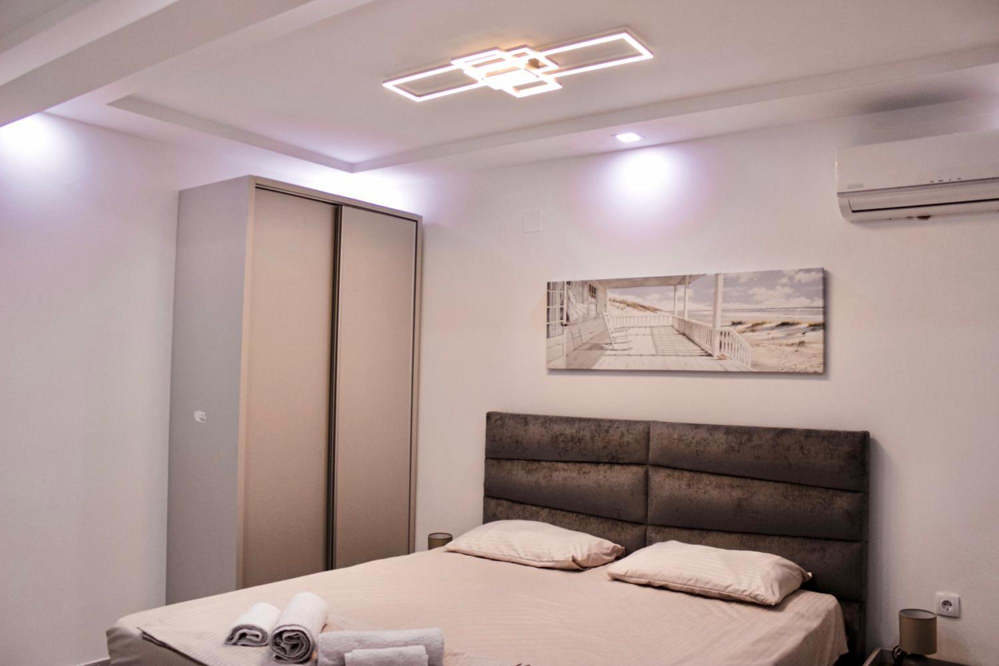 M&H Apartments Улцинь Экстерьер фото